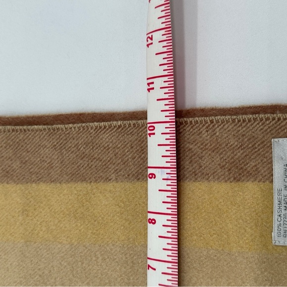 women’s stripe fringes scarf 10”x 54” Italy 100% Cashmere - Picture 4 of 5